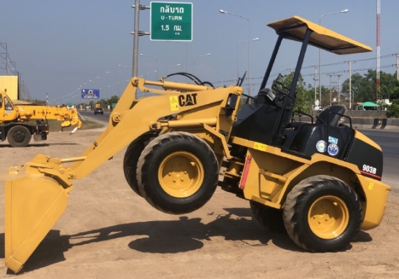ขายรถตักล้อยาง CAT 903B (เทียบเท่า WA50) ปี 2012 แขนยาวพิเศษ นำเข้าเองจากญี่ปุ่น มีVDOการทำงานครับ