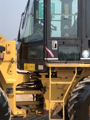 ขายรถตักล้อยาง CAT 910G (2,XXX ชั่วโมง) นำเข้าเองจากญี่ปุ่น สภาพสวยพร้อมใช้งาน มีVDOการทำงานครับ
