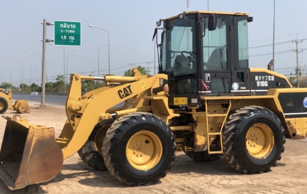 ขายรถตักล้อยาง CAT 910G (2,XXX ชั่วโมง) นำเข้าเองจากญี่ปุ่น สภาพสวยพร้อมใช้งาน มีVDOการทำงานครับ