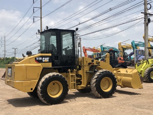 ขายรถตักล้อยาง CAT 910H (เทียบเท่า WA100-6) ปี 2010 นำเข้าเองจากญี่ปุ่น สภาพสวยพร้อมใช้ มีVDOการทำงา