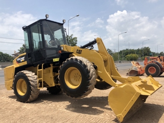 ขายรถตักล้อยาง CAT 910H (เทียบเท่า WA100-6) ปี 2010 นำเข้าเองจากญี่ปุ่น สภาพสวยพร้อมใช้ มีVDOการทำงา