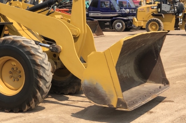ขายรถตักล้อยาง CAT 910H (เทียบเท่า WA100-6) ปี 2012 นำเข้าเองจากญี่ปุ่น สภาพสวยพร้อมใช้งาน มีVDOการท