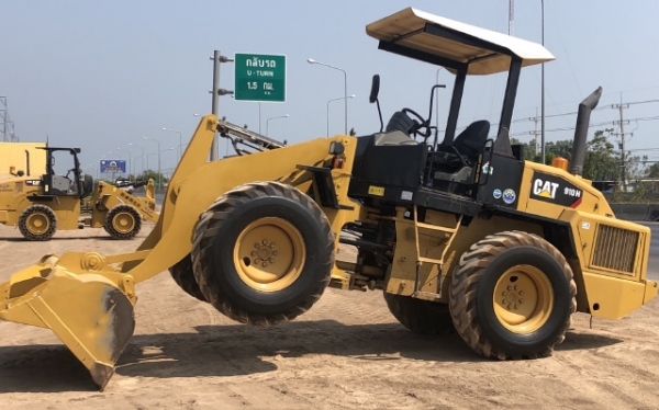 ขายรถตักล้อยาง CAT 910H (เทียบเท่า WA100-6) ปี 2012 นำเข้าเองจากญี่ปุ่น สภาพสวยพร้อมใช้งาน มีVDOการท