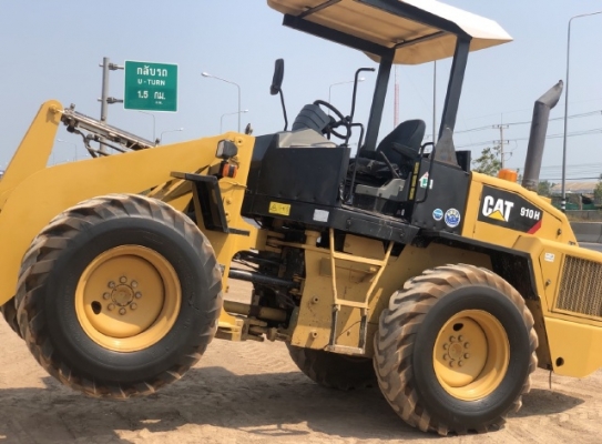 ขายรถตักล้อยาง CAT 910H (เทียบเท่า WA100-6) ปี 2012 นำเข้าเองจากญี่ปุ่น สภาพสวยพร้อมใช้งาน มีVDOการท