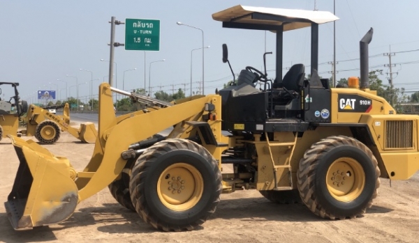 ขายรถตักล้อยาง CAT 910H (เทียบเท่า WA100-6) ปี 2012 นำเข้าเองจากญี่ปุ่น สภาพสวยพร้อมใช้งาน มีVDOการท