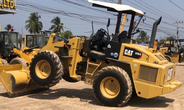 ขายรถตักล้อยาง CAT 910H (เทียบเท่า WA100-6) ปี 2012 นำเข้าเองจากญี่ปุ่น สภาพสวยพร้อมใช้งาน มีVDOการท