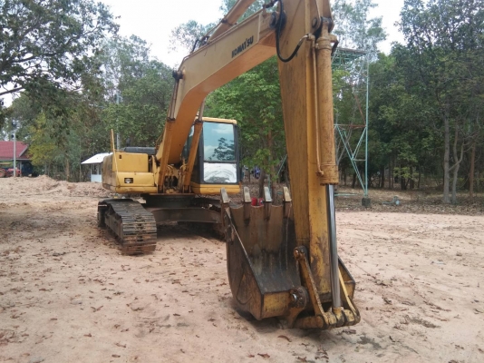 ขายด่วนร้อนใช้เงิน(450000บ.)PC200-6 ไฟฟ้าเต็ม แอรหนาว เอกสารซื้อขาย ใช้งานปกติ เจ้าของขายเอง