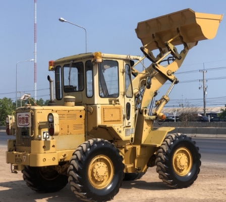 ขายรถตักล้อยาง CAT 920 (เทียบเท่า WA200) นำเข้าเองจากญี่ปุ่น สภาพสวยพร้อมใช้งาน มีVDOการทำงานครับ ขายรถตักล้อยาง CAT 920 (เทียบเท่า WA200) นำเข้าเองจากญี่ปุ่น สภาพสวยพร้อมใช้งาน มีVDOการทำงานครับ