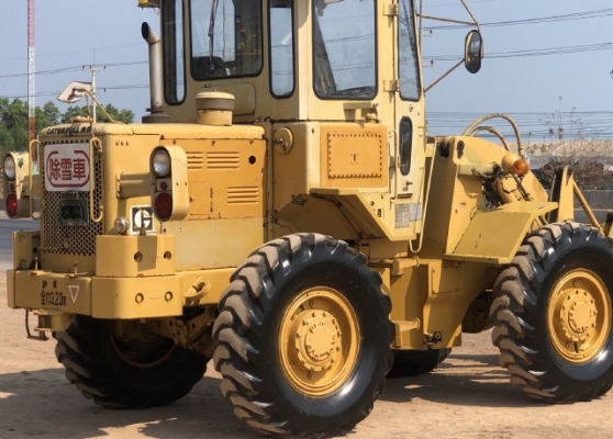 ขายรถตักล้อยาง CAT 920 (เทียบเท่า WA200) นำเข้าเองจากญี่ปุ่น สภาพสวยพร้อมใช้งาน มีVDOการทำงานครับ