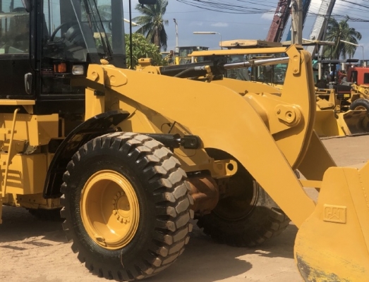 ขายรถตักล้อยาง CAT 924H แขนยาวพิเศษ นำเข้าเองจากญี่ปุ่น สภาพสวยพร้อมใช้ มีVDOการทำงานครับ