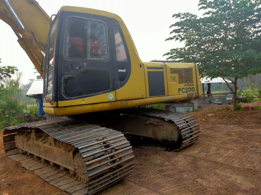 ขายรถแบคโฮ komatsu pc200-6 ไฟฟ้เต็มเอกสารอินวอย