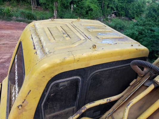 ขายรถแบคโฮ komatsu pc200-6 ไฟฟ้เต็มเอกสารอินวอย