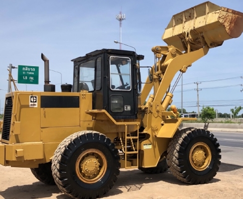 ขายรถตักล้อยาง CAT 936Z (เทียบเท่า WA300) นำเข้าเองจากญี่ปุ่น สภาพสวยพร้อมใช้ มีVDOการทำงานครับ