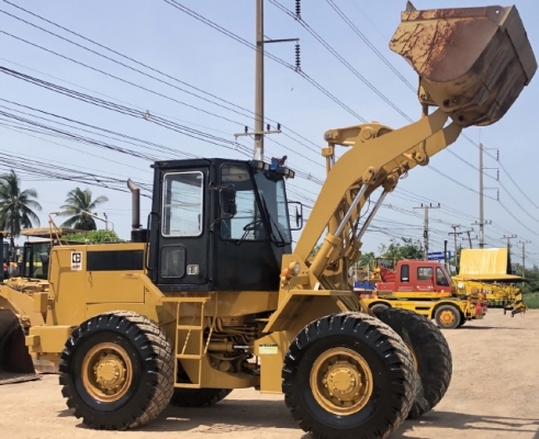 ขายรถตักล้อยาง CAT 936Z (เทียบเท่า WA300) นำเข้าเองจากญี่ปุ่น สภาพสวยพร้อมใช้ มีVDOการทำงานครับ