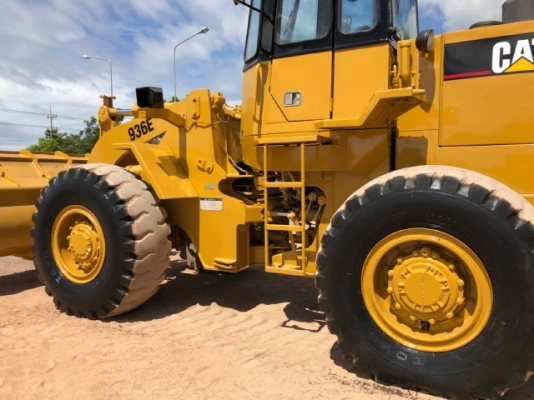 ขายรถตักล้อยาง CAT 936E นำเข้าเองจากญี่ปุ่น สภาพสวยพร้อมใช้ มีVDOการทำงานครับ
