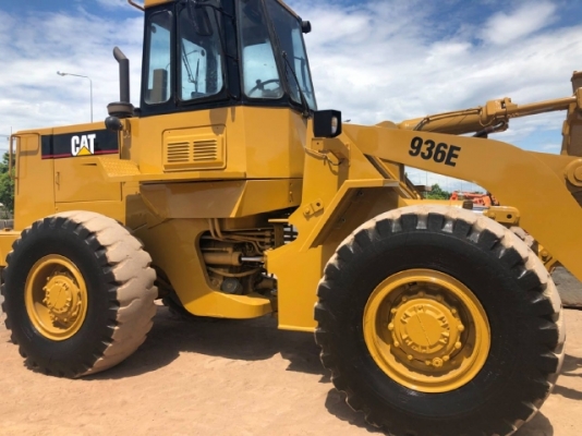 ขายรถตักล้อยาง CAT 936E นำเข้าเองจากญี่ปุ่น สภาพสวยพร้อมใช้ มีVDOการทำงานครับ