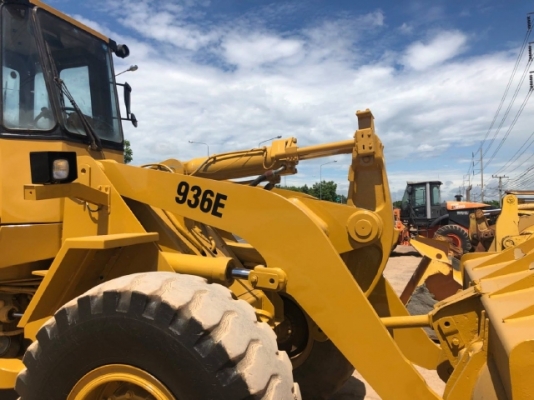 ขายรถตักล้อยาง CAT 936E นำเข้าเองจากญี่ปุ่น สภาพสวยพร้อมใช้ มีVDOการทำงานครับ