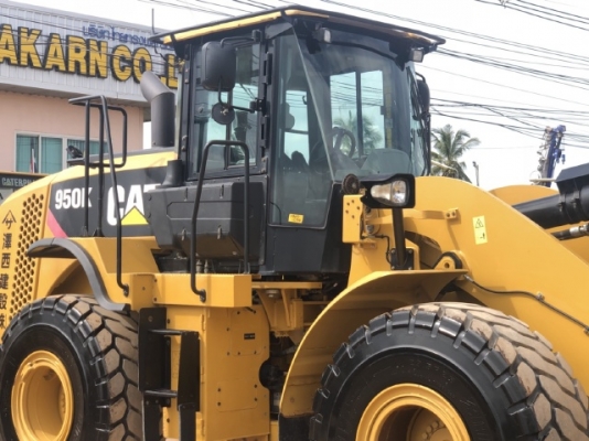 ขายรถตักล้อยาง CAT 950K (เทียบเท่า WA380-7) ปี 2014 นำเข้าเองจากญี่ปุ่น สภาพสวยพร้อมใช้งาน มีVDOการท