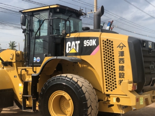 ขายรถตักล้อยาง CAT 950K (เทียบเท่า WA380-7) ปี 2014 นำเข้าเองจากญี่ปุ่น สภาพสวยพร้อมใช้งาน มีVDOการท