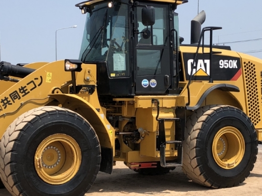 ขายรถตักล้อยาง CAT 950K (เทียบเท่า WA380-7) ปี 2015 นำเข้าเองจากญี่ปุ่น สภาพสวยพร้อมใช้งาน มีVDOการท