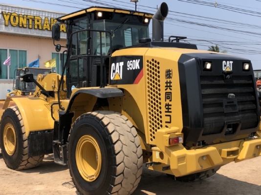 ขายรถตักล้อยาง CAT 950K (เทียบเท่า WA380-7) ปี 2015 นำเข้าเองจากญี่ปุ่น สภาพสวยพร้อมใช้งาน มีVDOการท