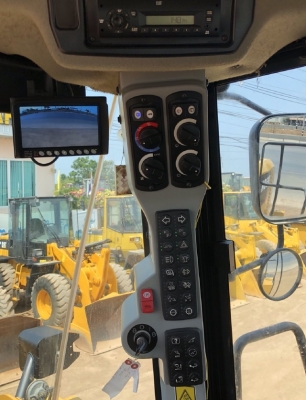 ขายรถตักล้อยาง CAT 950K (เทียบเท่า WA380-7) ปี 2015 นำเข้าเองจากญี่ปุ่น สภาพสวยพร้อมใช้งาน มีVDOการท