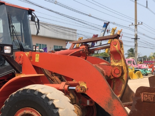 ขายรถตักล้อยาง CAT 962G นำเข้าเองจากญี่ปุ่น สภาพสวยพร้อมใช้ มีVDOการทำงานครับ
