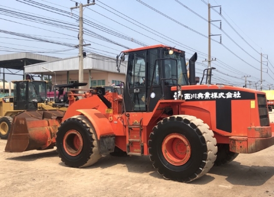 ขายรถตักล้อยาง CAT 962G นำเข้าเองจากญี่ปุ่น สภาพสวยพร้อมใช้ มีVDOการทำงานครับ