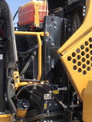 ขายรถตักล้อยาง CAT 962K ปี 2015 นำเข้าเองจากญี่ปุ่น สภาพสวยพร้อมใช้งาน มีVDOการทำงานครับ