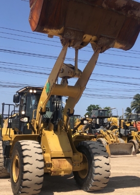 ขายรถตักล้อยาง CAT 962K ปี 2015 นำเข้าเองจากญี่ปุ่น สภาพสวยพร้อมใช้งาน มีVDOการทำงานครับ