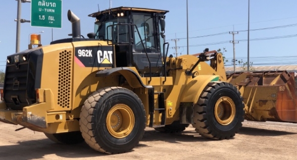 ขายรถตักล้อยาง CAT 962K ปี 2015 นำเข้าเองจากญี่ปุ่น สภาพสวยพร้อมใช้งาน มีVDOการทำงานครับ ขายรถตักล้อยาง CAT 962K ปี 2015 นำเข้าเองจากญี่ปุ่น สภาพสวยพร้อมใช้งาน มีVDOการทำงานครับ