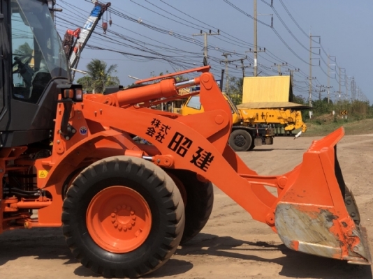 ขายรถตักล้อยาง HITACHI ZW140-5B (เท่าเทียบ WA200-7) ปี 2016 นำเข้าเองจากญี่ปุ่น มีVDOการทำงานครับ