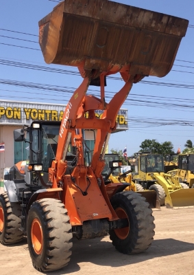 ขายรถตักล้อยาง HITACHI ZW180-5B (เทียบเท่า WA320-7) ปี 2016 นำเข้าเองจากญี่ปุ่น มีVDOการทำงานครับ