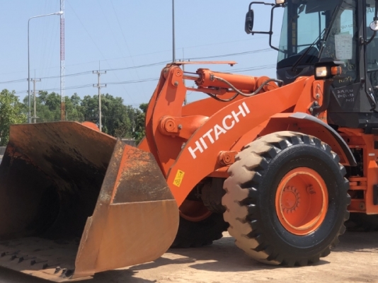 ขายรถตักล้อยาง HITACHI ZW180-5B (เทียบเท่า WA320-7) ปี 2016 นำเข้าเองจากญี่ปุ่น มีVDOการทำงานครับ