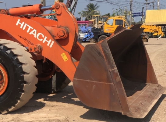 ขายรถตักล้อยาง HITACHI ZW250 (เทียบเท่า WA430-6) ปี 2012 นำเข้าเองจากญี่ปุ่น มีVDOการทำงานครับ