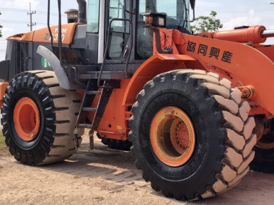 ขายรถตักล้อยาง HITACHI ZW310-A นำเข้าเองจากญี่ปุ่น สภาพสวยพร้อมใช้ มีVDOการทำงานครับ