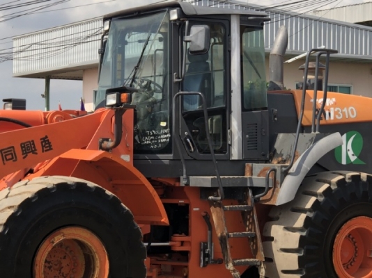ขายรถตักล้อยาง HITACHI ZW310-A นำเข้าเองจากญี่ปุ่น สภาพสวยพร้อมใช้ มีVDOการทำงานครับ