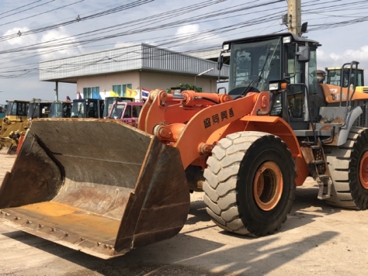 ขายรถตักล้อยาง HITACHI ZW310-A นำเข้าเองจากญี่ปุ่น สภาพสวยพร้อมใช้ มีVDOการทำงานครับ