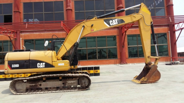 ขายรถขุดขนาด 20 ตัน CATERPILLAR,320D GC