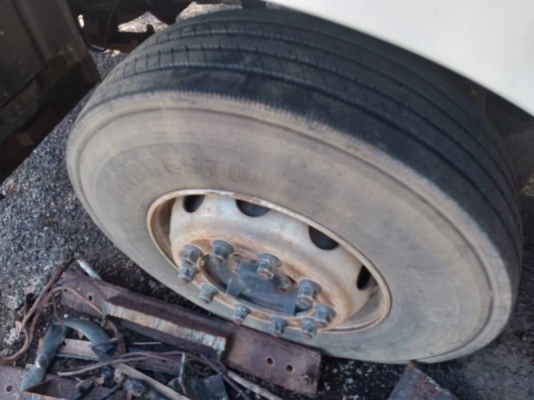 รถบรรทุก10ล้อหัวลากWEICHAI.380แรงม้า ใช้ก๊าสNGV. สภาพสวยพร้อมใช้ รถบรรทุก10ล้อหัวลากWEICHAI.380แรงม้า ใช้ก๊าสNGV. สภาพสวยพร้อมใช้