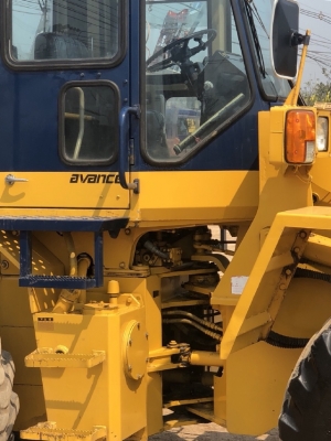 ขายรถตักล้อยาง KOMATSU WA100-1 (2,XXX ชั่วโมง) นำเข้าจากญี่ปุ่น สภาพสวยพร้อมใช้งาน มีVDOการทำงานครับ