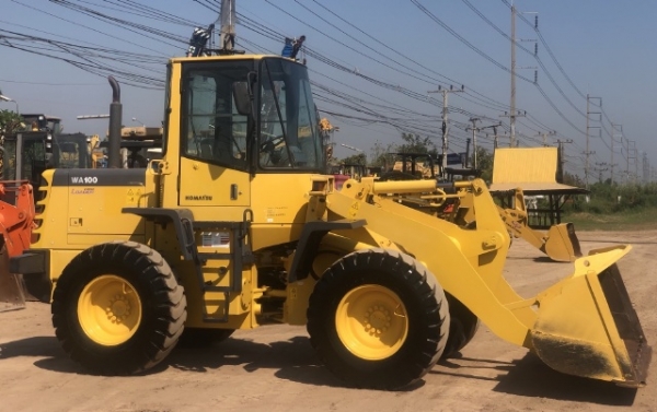 ขายรถตักล้อยาง KOMATSU WA100-3 นำเข้าเองจากญี่ปุ่น สภาพสวยพร้อมใช้ มีVDOการทำงานครับ