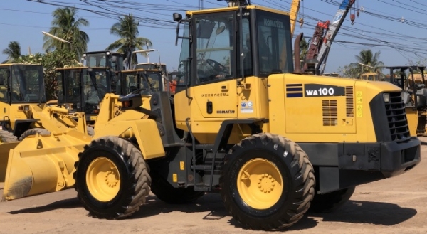ขายรถตักล้อยาง KOMATSU WA100-5 นำเข้าเองจากญี่ปุ่น สภาพสวยพร้อมใช้งาน มีVDOการทำงานครับ