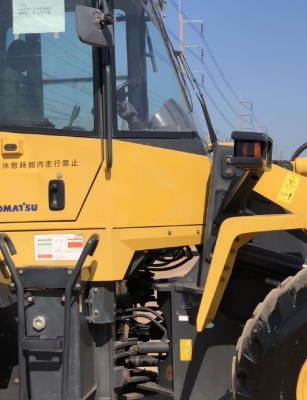 ขายรถตักล้อยาง KOMATSU WA100-5 นำเข้าเองจากญี่ปุ่น สภาพสวยพร้อมใช้งาน มีVDOการทำงานครับ