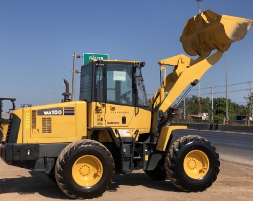 ขายรถตักล้อยาง KOMATSU WA100-5 นำเข้าเองจากญี่ปุ่น สภาพสวยพร้อมใช้งาน มีVDOการทำงานครับ