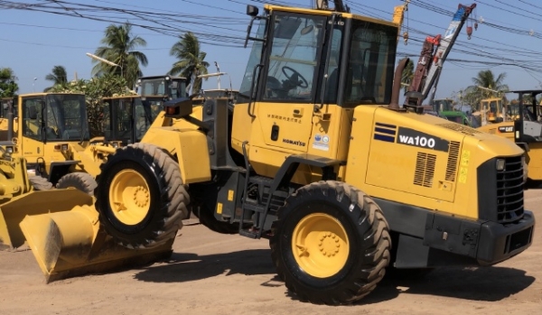 ขายรถตักล้อยาง KOMATSU WA100-5 นำเข้าเองจากญี่ปุ่น สภาพสวยพร้อมใช้งาน มีVDOการทำงานครับ