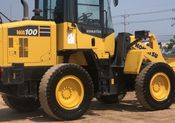 ขายรถตักล้อยาง KOMATSU WA100-7 ปี 2017 นำเข้าจากญี่ปุ่น สภาพสวยพร้อมใช้งาน มีVDOการทำงานครับ