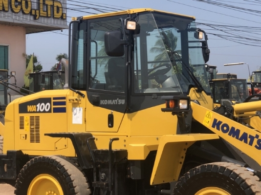 ขายรถตักล้อยาง KOMATSU WA100-7 ปี 2017 นำเข้าจากญี่ปุ่น สภาพสวยพร้อมใช้งาน มีVDOการทำงานครับ