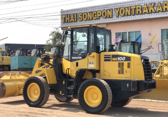 ขายรถตักล้อยาง KOMATSU WA100-7 ปี 2017 นำเข้าจากญี่ปุ่น สภาพสวยพร้อมใช้งาน มีVDOการทำงานครับ