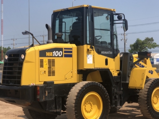 ขายรถตักล้อยาง KOMATSU WA100-7 ปี 2017 นำเข้าจากญี่ปุ่น สภาพสวยพร้อมใช้งาน มีVDOการทำงานครับ